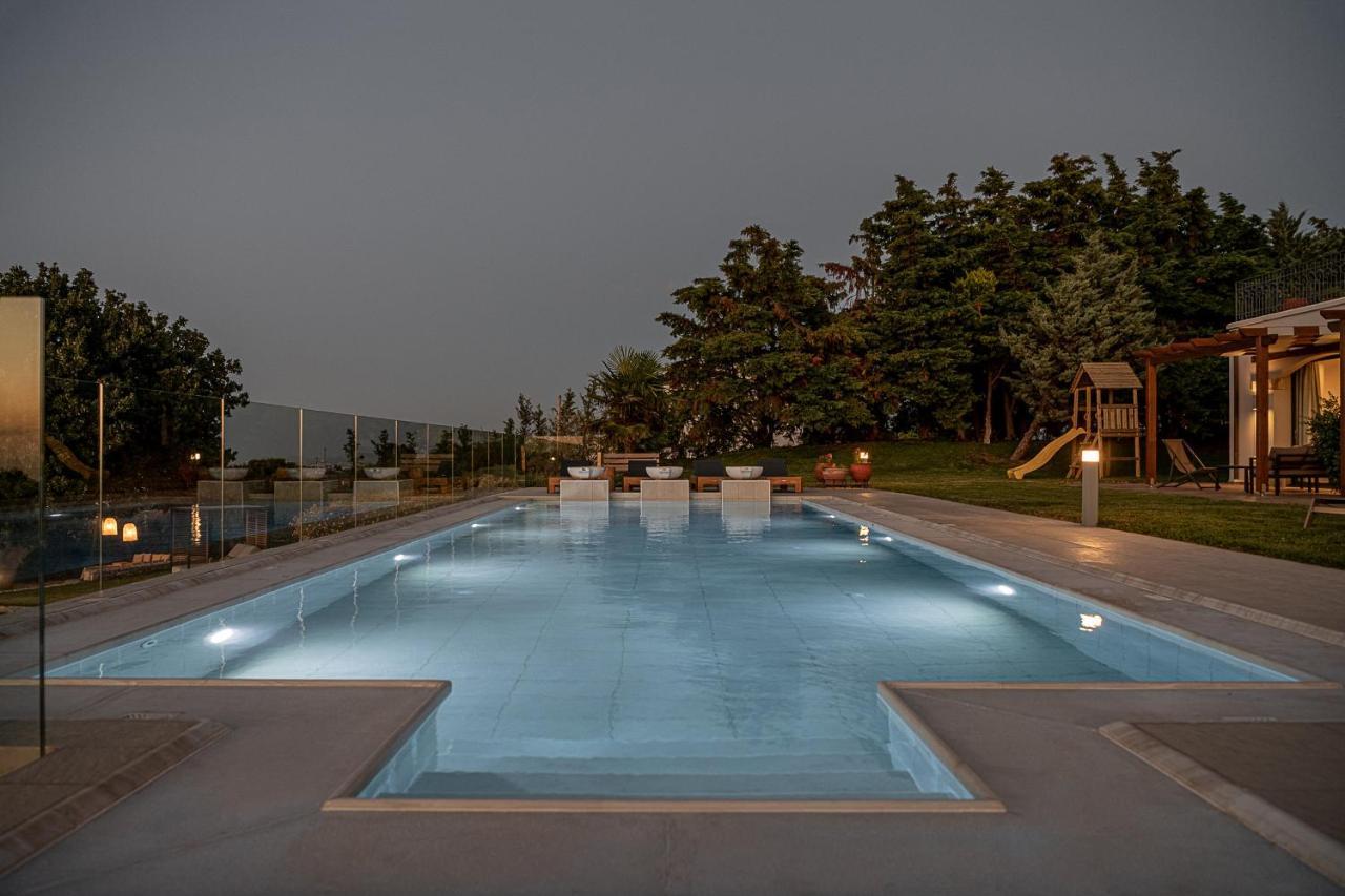 Villa Heora - The Floating Residence Tria Monastiria Εξωτερικό φωτογραφία