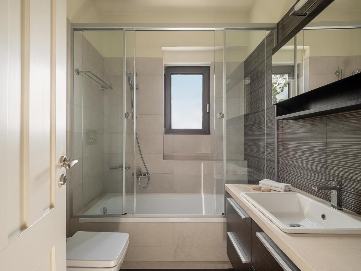 Villa Heora - The Floating Residence Tria Monastiria Εξωτερικό φωτογραφία